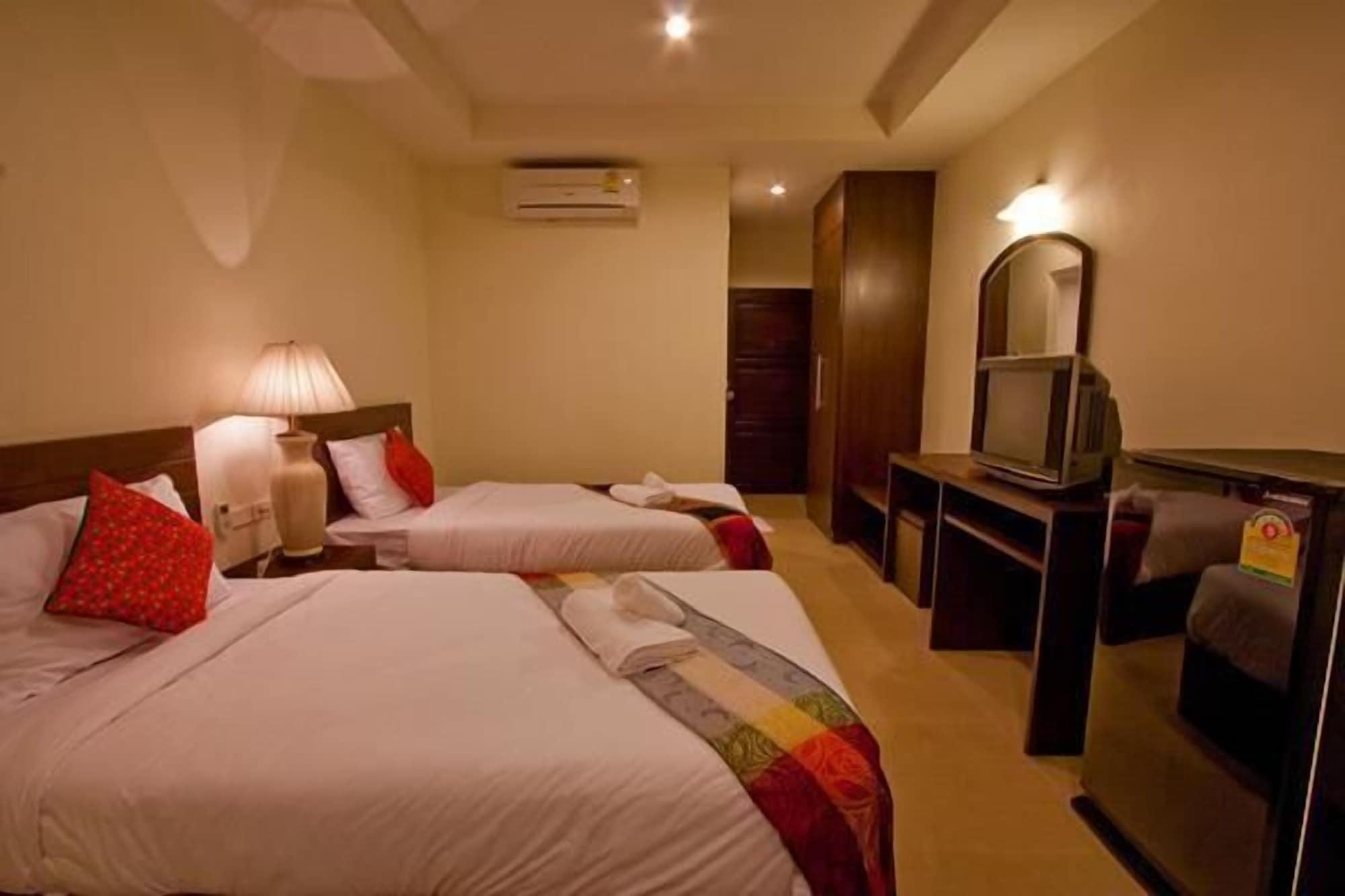 Suphan Lake Hometel Bangkok Room photo