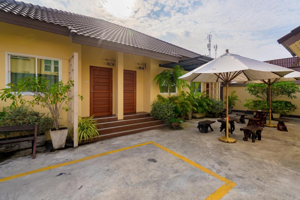 Suphan Lake Hometel Bangkok Exterior photo