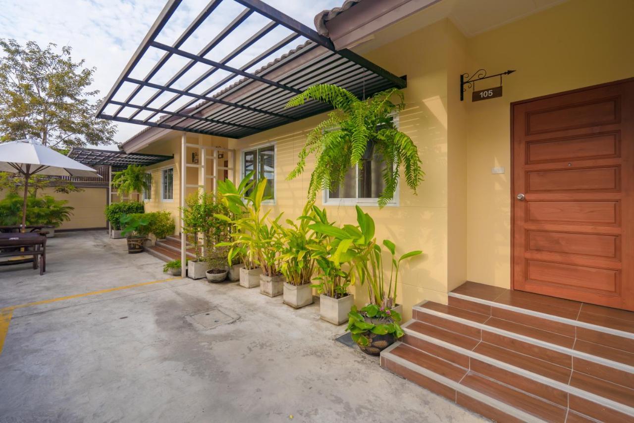 Suphan Lake Hometel Bangkok Exterior photo